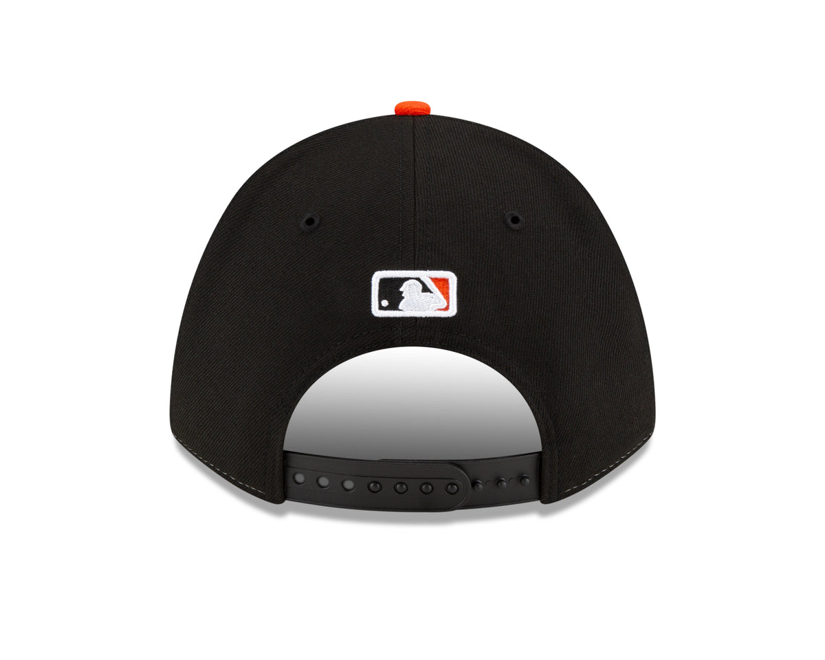 Gorra ajustable 9FORTY New Era Player Replica M-Crown de los Baltimore Orioles en blanco/naranja/negro