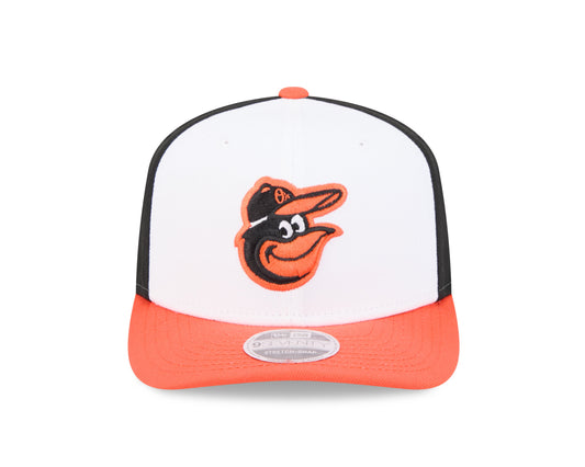 Gorra ajustable Stretch Snap New Era Player Replica 9SEVENTY de los Baltimore Orioles de local