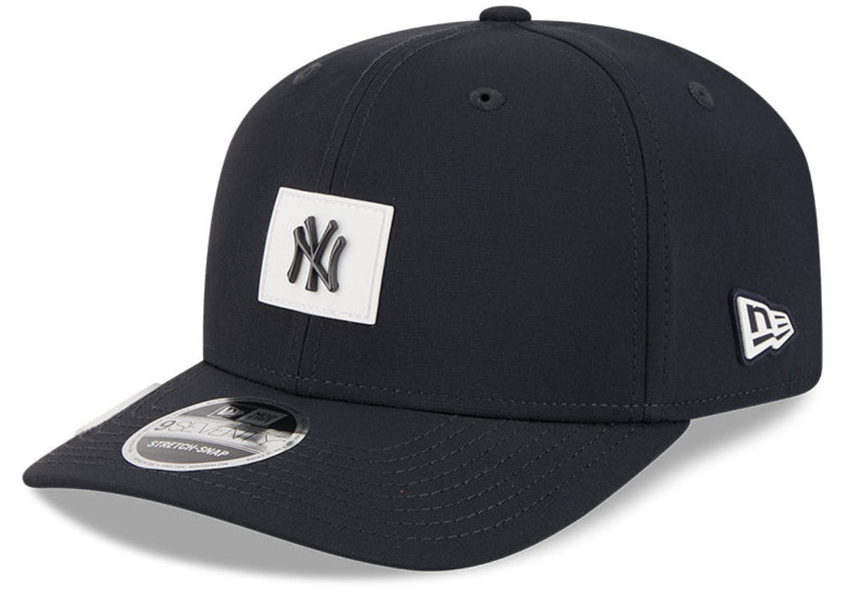 New York Yankees New Era 2026 Clubhouse 9SEVENTY Stretch Snap Adjustable Hat-Navy