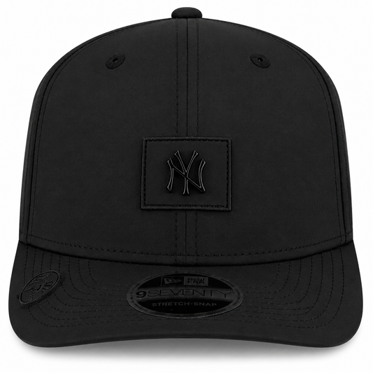 New York Yankees New Era 2026 Clubhouse 9SEVENTY Stretch Snap Adjustable Hat-Black Tonal