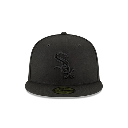 Gorra ajustada 59FIFTY New Era Tonal Black On Black de los Chicago White Sox para hombre