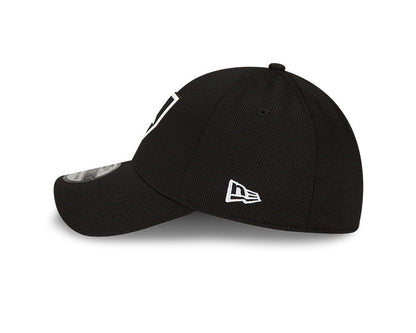 Men's Chicago White Sox New Era Black 2022 Clubhouse Black 39THIRTY Flex Hat