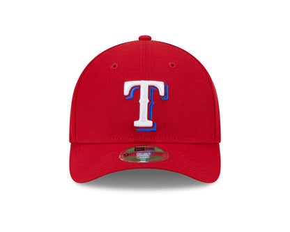 Gorra ajustable 9FORTY New Era Player Replica M-Crown roja alternativa de los Texas Rangers