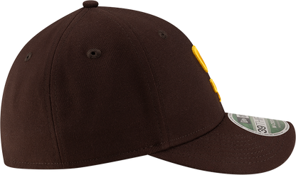 Gorra 39Thirty Flex Fit marrón New Era M-Crown réplica de jugador de los San Diego Padres