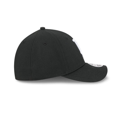 Los Angeles Dodgers M-Crown 39Thirty Black/White Flex Fit Hat