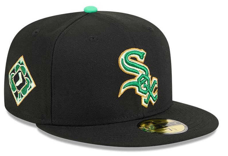 Gorra ajustada 59FIFTY On-Field de la Colección Auténtica del Día de San Patricio 2026 de los Chicago White Sox New Era en color negro para hombre