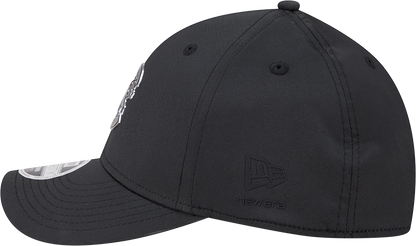 Chicago Cubs New Era M-Crown 39Thirty Metallic Black Performance Flex Fit Hat-Crawling Bear