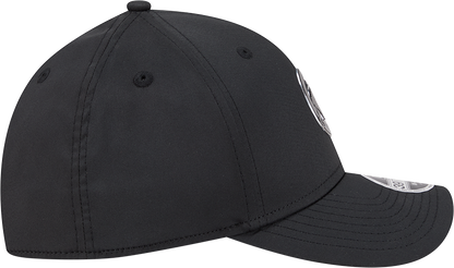 Chicago Cubs New Era M-Crown 39Thirty Metallic Black Performance Flex Fit Hat-Crawling Bear