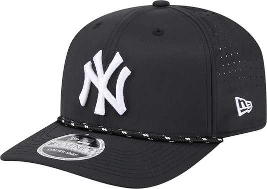 New York Yankees Black Sport Rope 9SEVENTY Stretch Snap Adjustable Hat