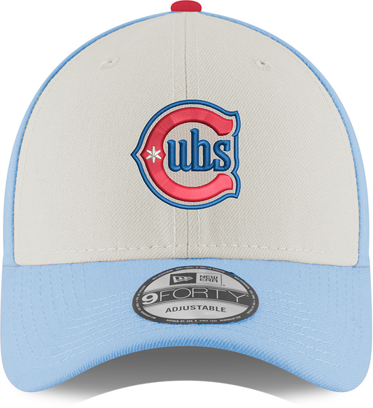 Gorra juvenil ajustable 9FORTY Alternate 2 de los Chicago Cubs en cromo/azul cielo de New Era