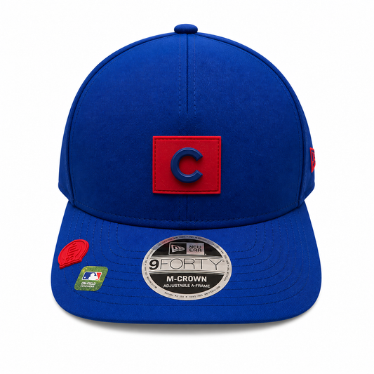 Gorra ajustable New Era 2026 Clubhouse 9FORTY M-Crown de los Chicago Cubs - Azul real