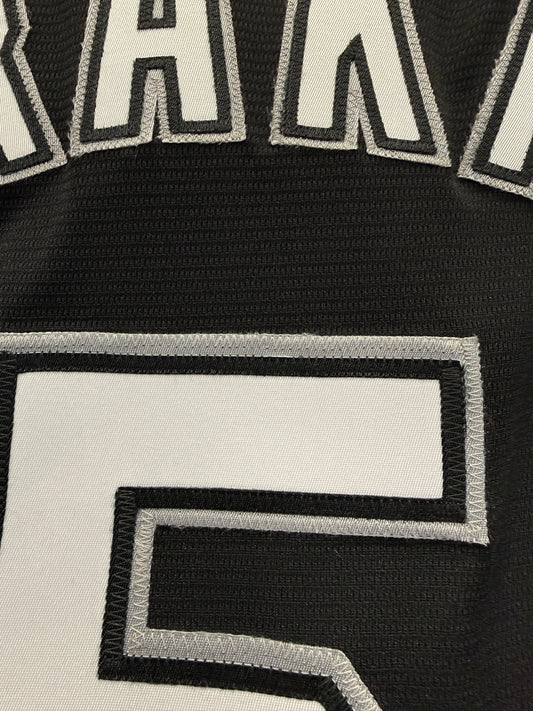 Camiseta alternativa negra premium réplica NIKE de los Chicago White Sox de Munetaka Murakami para hombre - Letras de sarga Pro Tackle