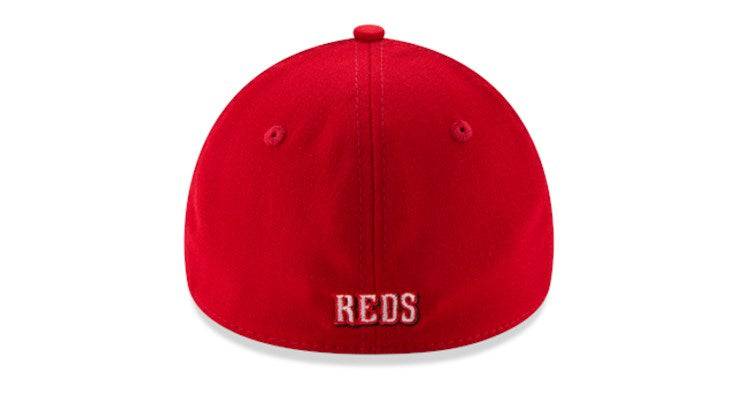 Mens MLB Cincinnati Reds Home Team Classic 39THIRTY Flex Fit Hat By New Era