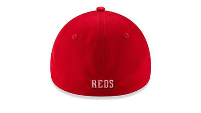 Mens MLB Cincinnati Reds Home Team Classic 39THIRTY Flex Fit Hat By New Era