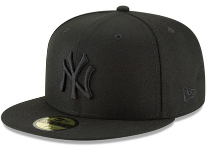 New York Yankees Tonal Black On Black 59Fifty Fitted Hat